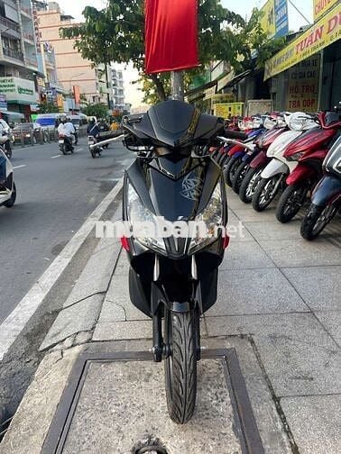 Air blade FI full Thái 2010 mới 90% Bstp chính chủ