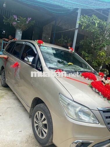 Toyota Innova 2015 2.0E - 145000 km