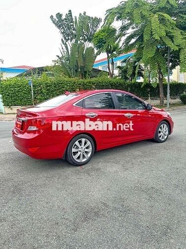 Hyundai Accent 2012 1.4 AT
