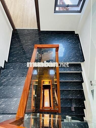 BÁN NHÀ TÂY HỒ – NHÀ ĐẸP LONG LANH NHƯ KHÁCH SẠN 5★ – Ở NGAY
