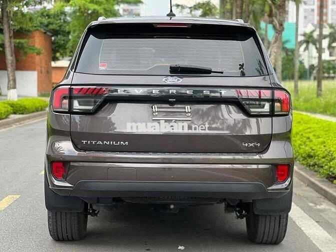 ✅ Everest 2022 Titanium 4x4 - Xe Chuẩn BH 12 Tháng