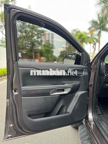 ✅ Everest 2022 Titanium 4x4 - Xe Chuẩn BH 12 Tháng