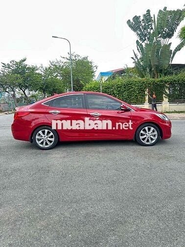 Hyundai Accent 2012 1.4 AT
