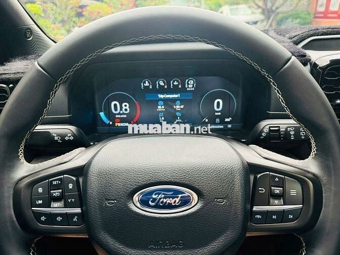 EVEREST PLATINUM LƯỚT 12/2024 17.000Km