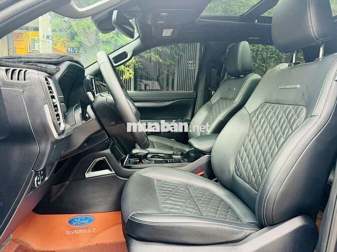 EVEREST PLATINUM LƯỚT 12/2024 17.000Km