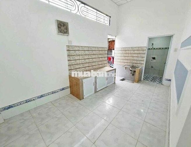 Cho thuê nhà trệt lửng 4.2x15m 3phòng 2wc hẻm gần Chợ Bà Bộ