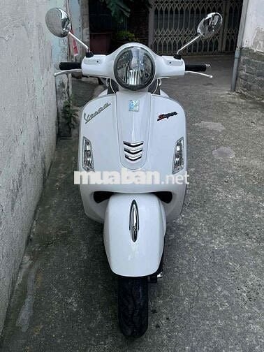 Vespa GTS 150 2018 chính chủ đẹp keng