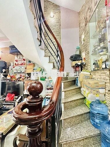 HIẾM HXH 5M - TRẦN HƯNG ĐẠO SÁT QUẬN 1 40m2 3 TẦNG , GIÁ 5.x TỶ .