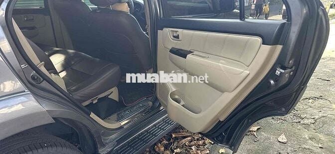 Toyota Fortuner 2016 2.7V 4x2 - 105000 km