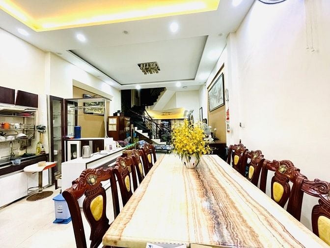 BIỆT THỰ BÌNH THẠNH- KHU NGUYỄN GIA TRÍ- 115m2(5,3x23)- 5 TẦNG- 18,x T