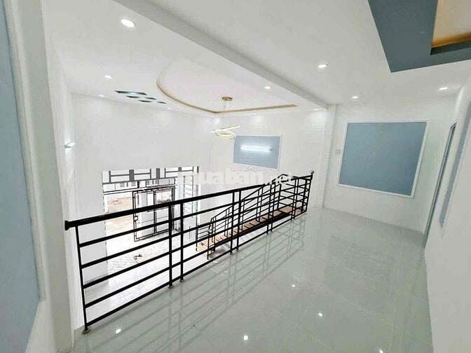 Cho thuê nhà trệt lửng 4.2x15m 3phòng 2wc hẻm gần Chợ Bà Bộ