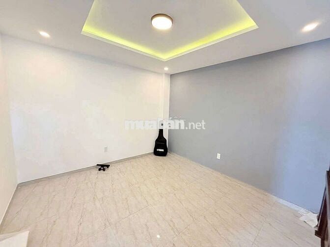 Bán Nhà P4 hẻm oto  4 tỷ bớt lộc Nguyễn Kim