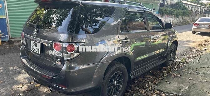 Toyota Fortuner 2016 2.7V 4x2 - 105000 km