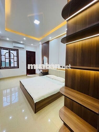 Nhà dân - Full nội thất - 30 m ra mặt phố - Giá tốt.