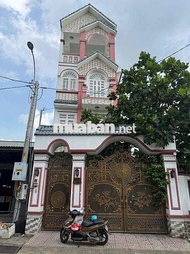 BÁN NHÀ MẶT TIỀN 8,5x17m GIÁ 8ty KẾ BÊN CHỢ ĐẦU MỐI HÓC MÔN