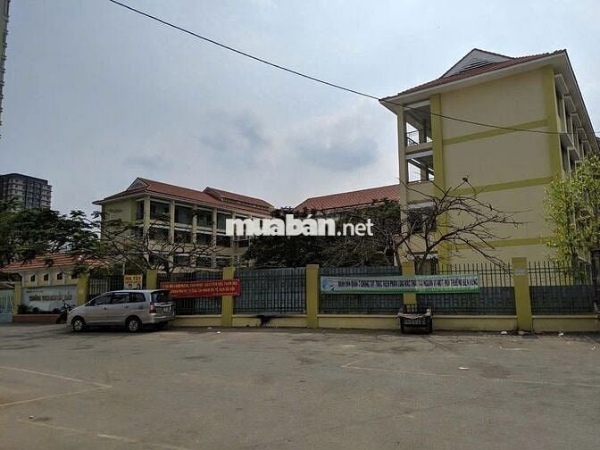 BÁN NHÀ - ĐƯỜNG SỐ 1, LÝ PHỤC MAN, QUẬN 7 – ĐỐI DIỆN TRƯỜNG HỌC