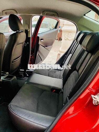 Mazda 2 2019 Premium Sedan - 46000 km