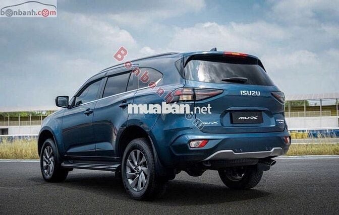 Isuzu MU-X Premium 1.9 4X4 AT 2023