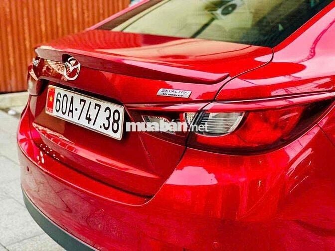 Mazda 2 2019 Premium Sedan - 46000 km