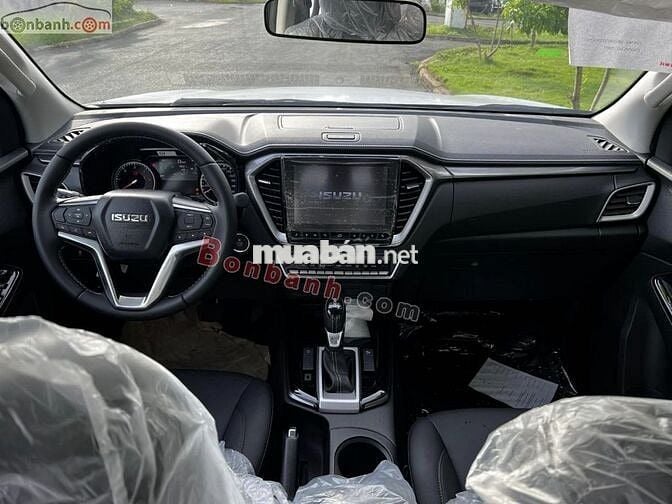 Isuzu Dmax Hi Lander 1.9L 4x2 AT
