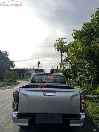 Isuzu Dmax Hi Lander 1.9L 4x2 AT