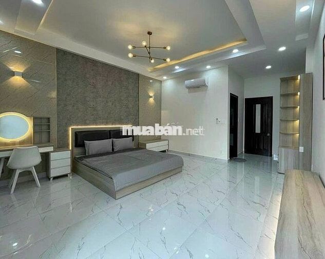 Cho thuê nhà MT 17B Ni Sư Huỳnh Liên, Phường 10, Quận Tân Bình