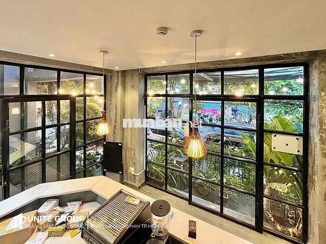 Mặt Bằng Quán Cafe Sẵn Decor Full Nội Thất - Mặt Tiền Lý Phục Man