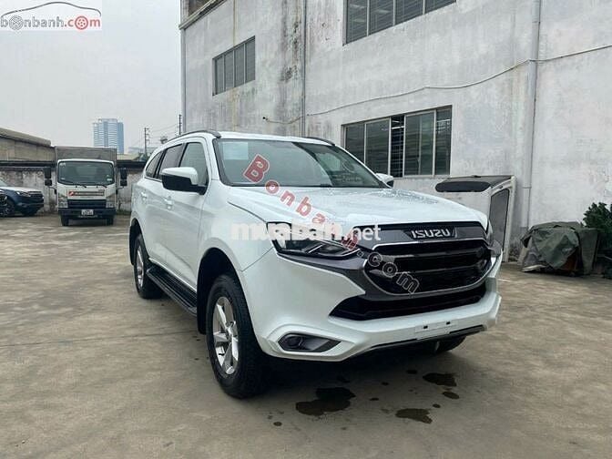 Isuzu MU-X B7 1.9 4X2 MT 2023