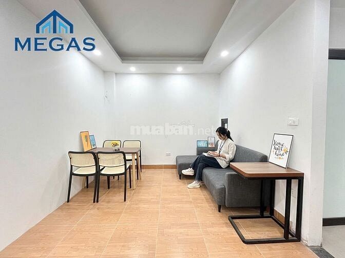 CHO THUÊ 2N1K BAN CÔNG DIỆN TÍCH RỘNG NGAY TP. GIAO LƯU, PHẠM VĂN ĐỒNG