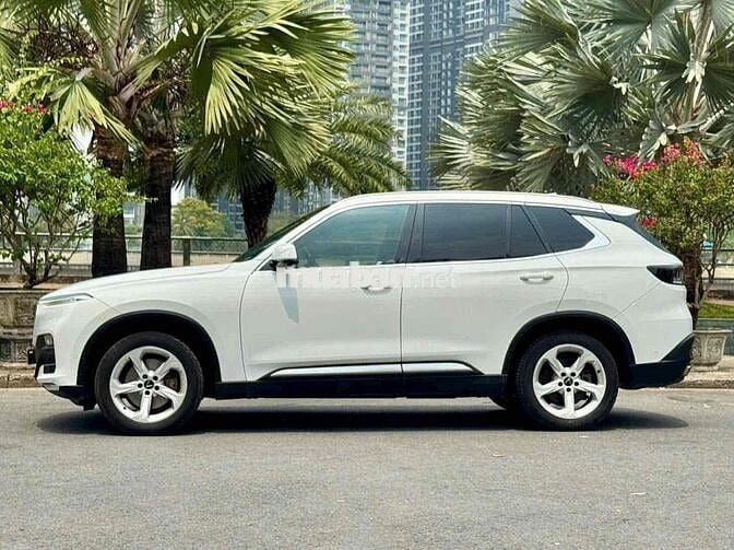 VinFast Lux SA2.0 2021 Plus 2.0 AT - 80000 km