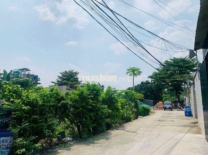 Hàng hiếm-Bán lô đất HXH- 77m2-Công nhận đủ-Ngay Phạm Văn Đồng-4.7 tỷ