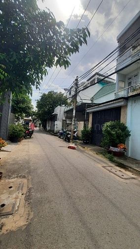 Dãy Trọ 10x24(185m2) Mặt Tiền Số 1 Thông Lê Đức Thọ Giá 15,8 Tỷ