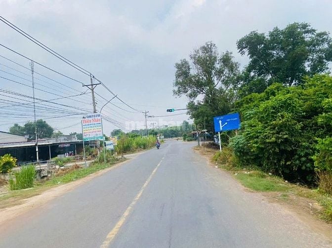 210m2 có thổ cư. Đường xe hơi. Dân cư đông. 499tr 