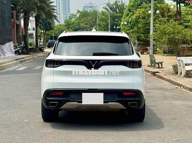 VinFast Lux SA2.0 2021 Plus 2.0 AT - 80000 km