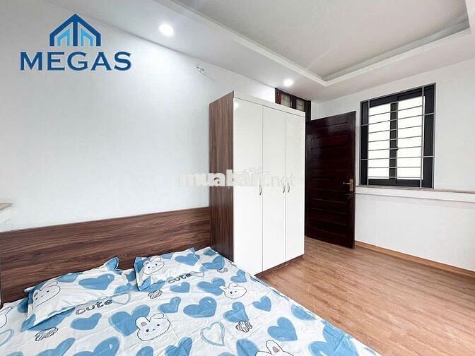 CHO THUÊ 2N1K BAN CÔNG DIỆN TÍCH RỘNG NGAY TP. GIAO LƯU, PHẠM VĂN ĐỒNG