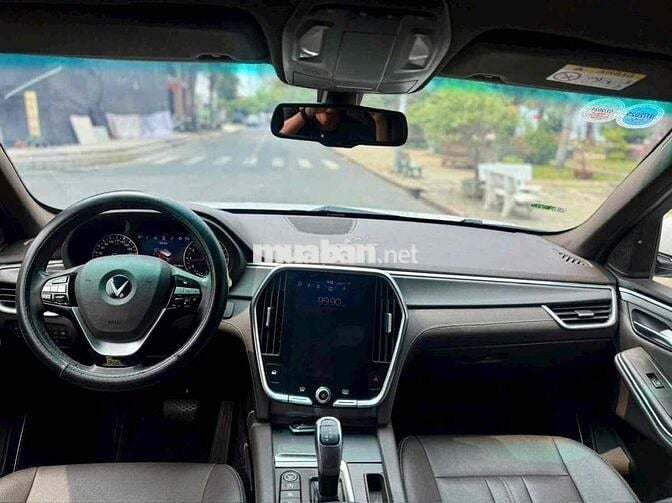 VinFast Lux SA2.0 2021 Plus 2.0 AT - 80000 km