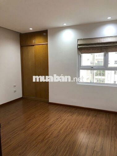 Cho thuê Golden Palace - Mễ Trì 120m2 3PN đồ CB để ở,LVP chỉ 16tr/th