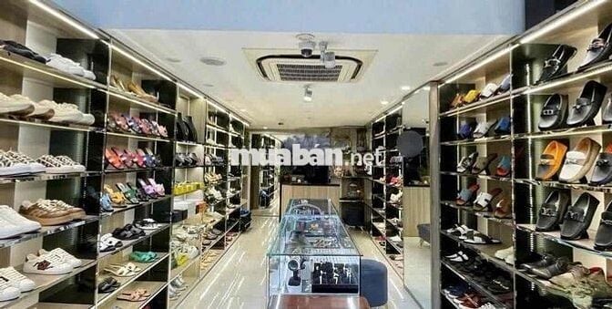 Cho thuê nhà 407/1 Sư Vạn Hạnh Q10, 3.5x12m, trệt lửng, giá 26 triệu