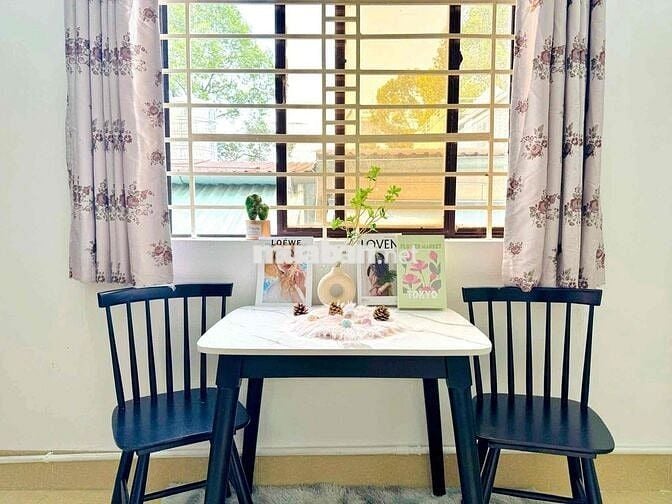 THANG MÁY - NHÀ XE- VÂN TAY- giá chỉ 5X