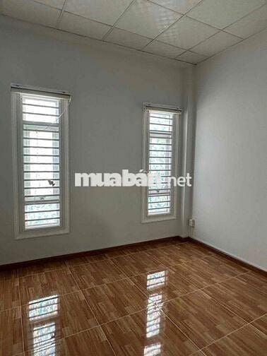 CHO THUÊ NHÀ TRỆT LẦU 3PN HẺM 90 HÙNG VƯƠNG