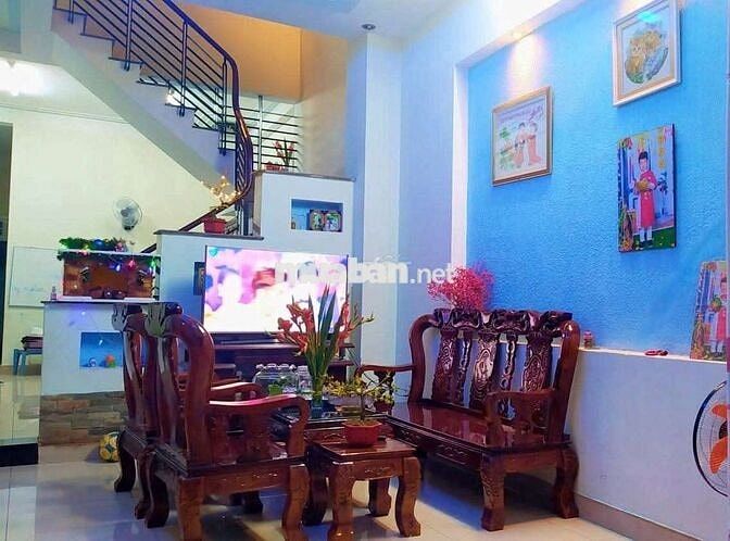 Nhà hẻm 8m nở hậu chính chủ bán