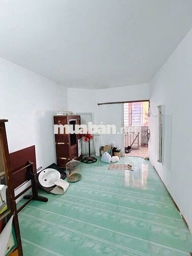 NHÀ XÓM CHIẾU Q4- 3 LẦU ĐÚC - 40m2 - KO QH- GIÁ 3 TỶ NHỈNH