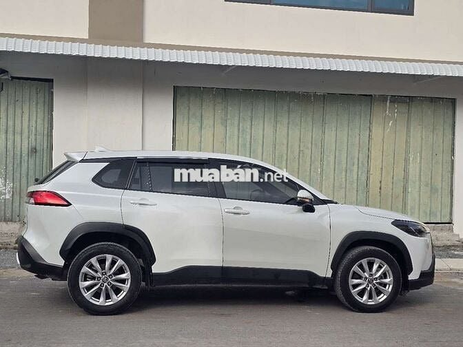 TOYOTA COROLLA CROSS 1.8G SX 2022 BẢO HÀNH 1 NĂM