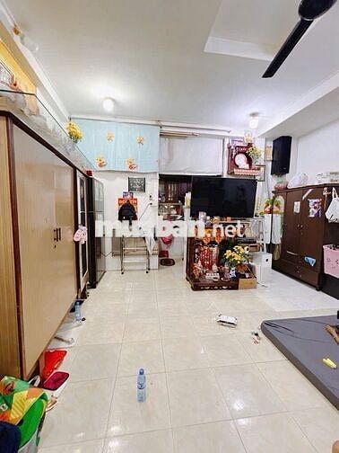 NHÀ XÓM CHIẾU Q4- 3 LẦU ĐÚC - 40m2 - KO QH- GIÁ 3 TỶ NHỈNH