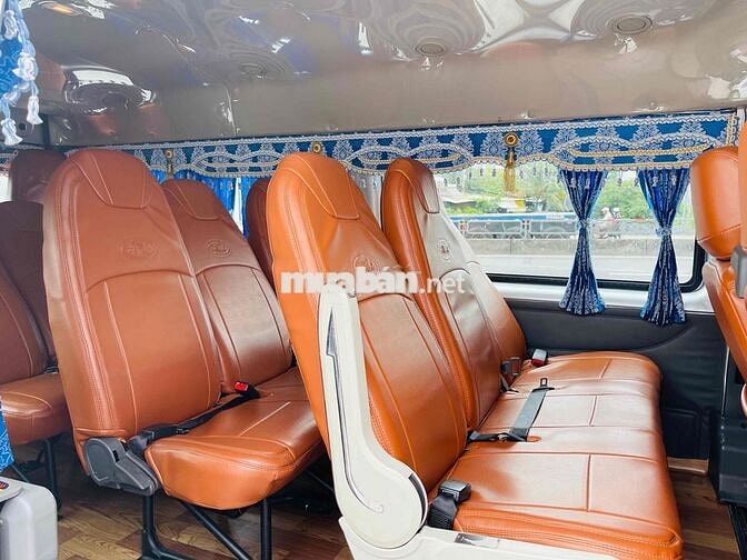 Ford Transit 2023 - Xe Đẹp Máy Zin - 1 Chủ Từ Đầu