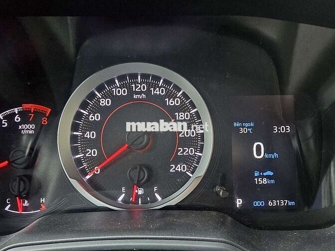 TOYOTA COROLLA CROSS 1.8G SX 2022 BẢO HÀNH 1 NĂM