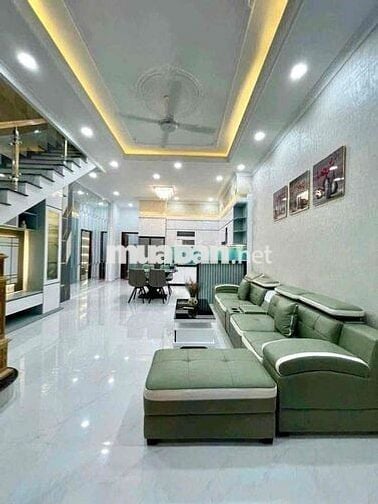 Cho Thuê Nhà 4Phòng Ngủ Ngay Chợ Hiệp Thành & Trường Việt Anh