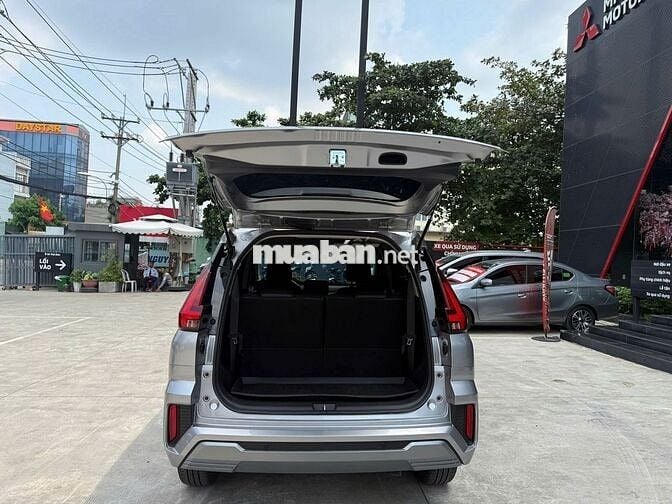 Mitsubishi Xpander 2024 Premium Bạc - Odo 7.500km