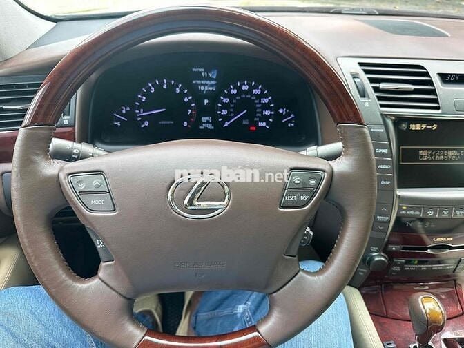Lexus LS 20***0 km