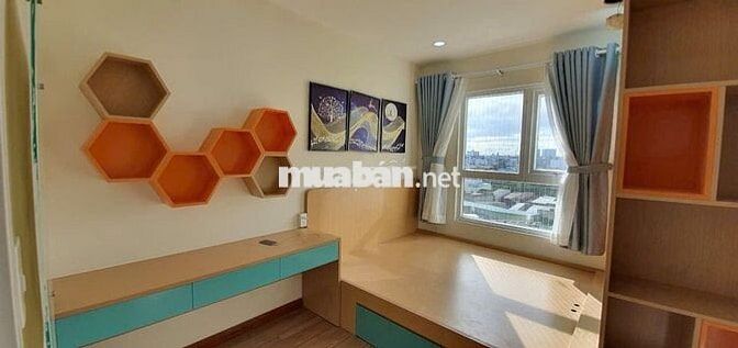 Căn hộ tầng 6 – 2 phòng ngủ – View công viên – Giá tốt